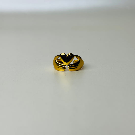 Heart Hug | 18K Gold-Plated Ring